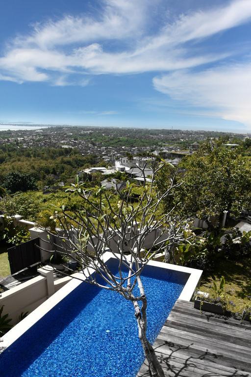 Sun Island Suite & Spa Goa Gong Kuta  Exterior photo