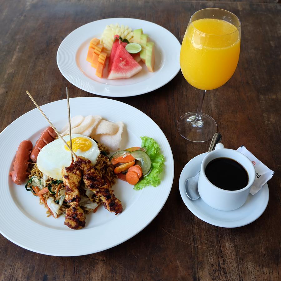 Sun Island Suite & Spa Goa Gong Kuta  Exterior photo